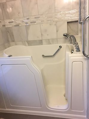 Accessible Bathtub in Ferndale by Independent Home Products, LLC