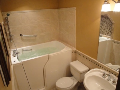 Independent Home Products, LLC installs hydrotherapy walk in tubs in Elk Plain